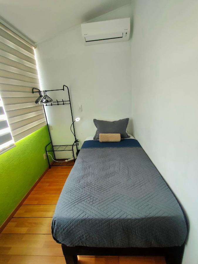 Leveli Coliving Hostel Guadalajara Kültér fotó