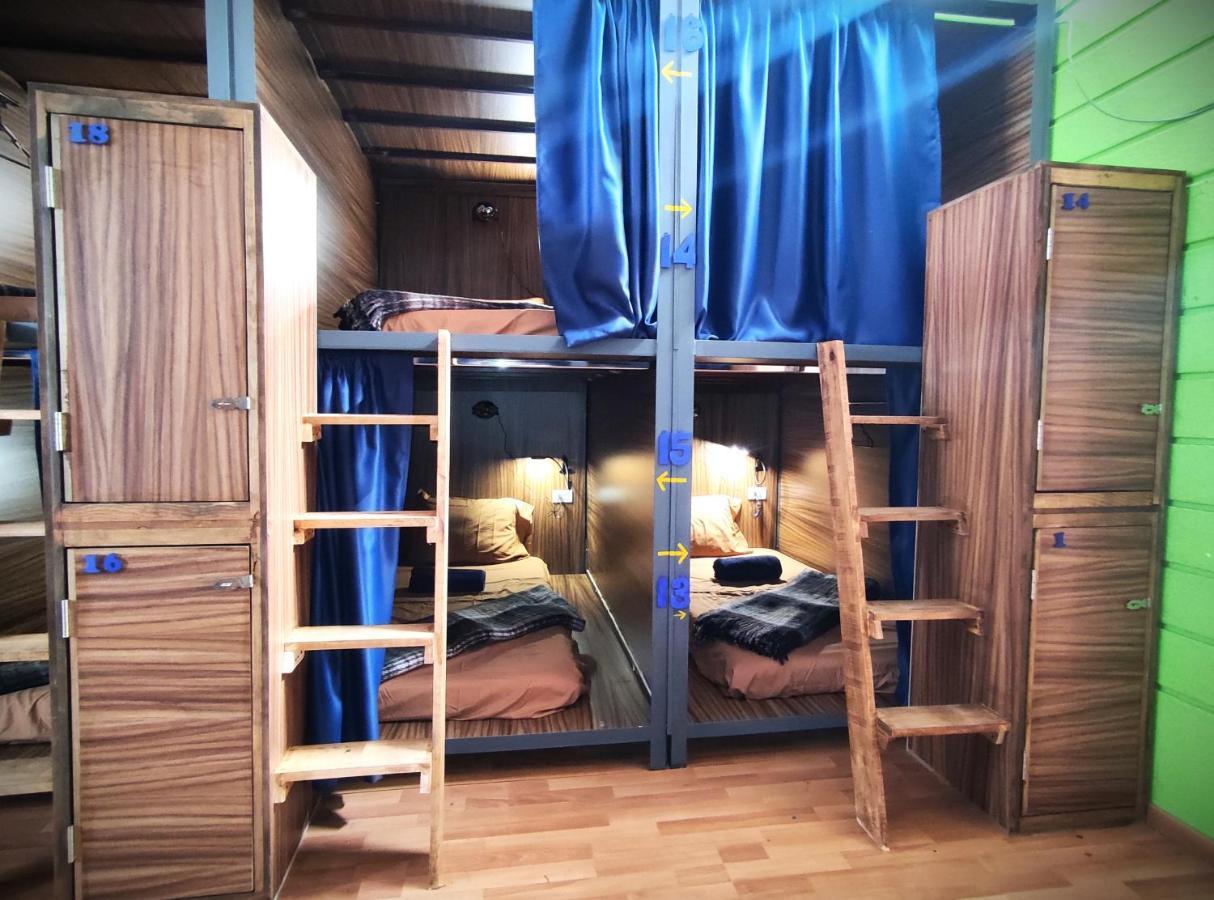 Leveli Coliving Hostel Guadalajara Kültér fotó