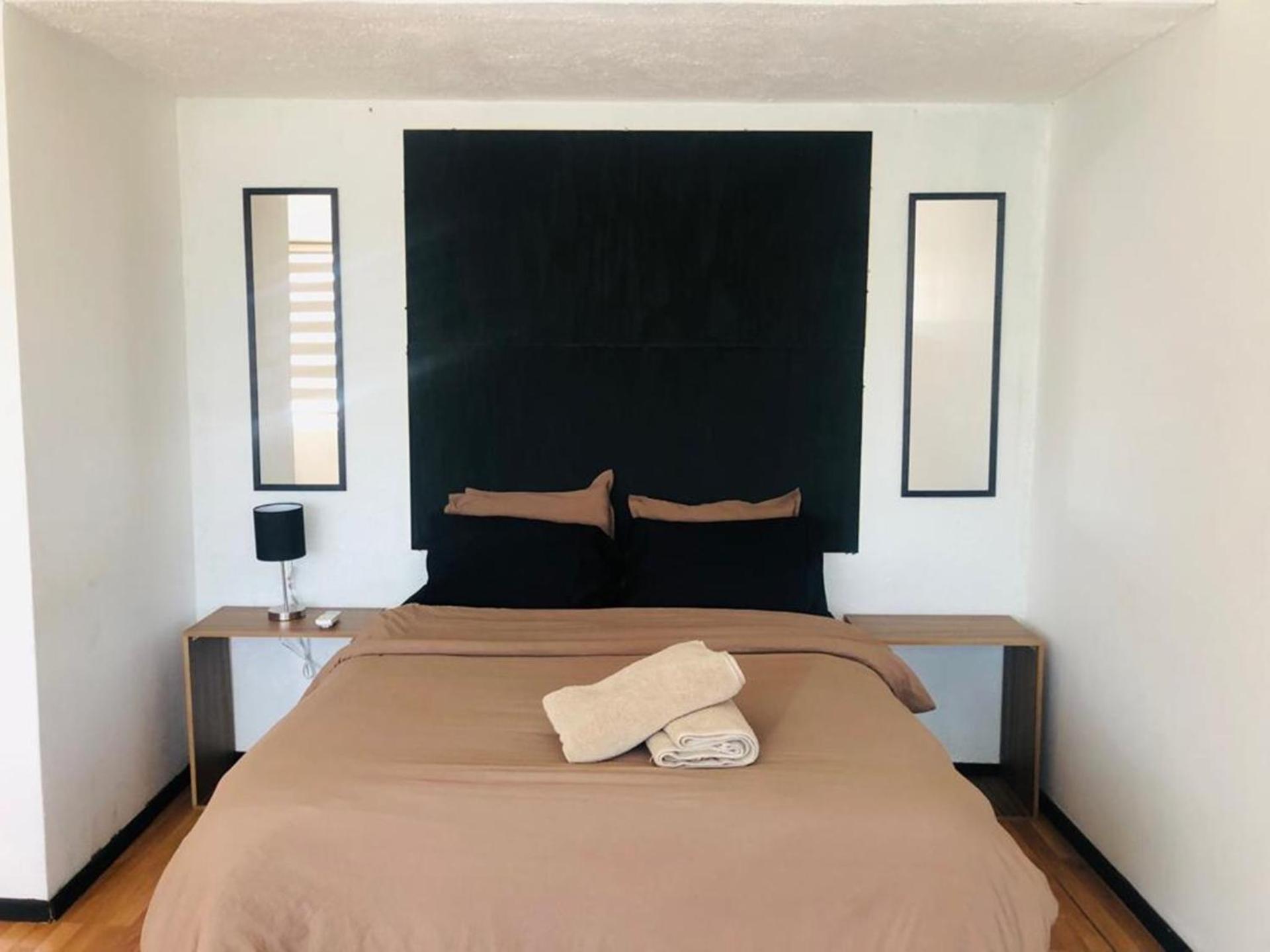 Leveli Coliving Hostel Guadalajara Kültér fotó